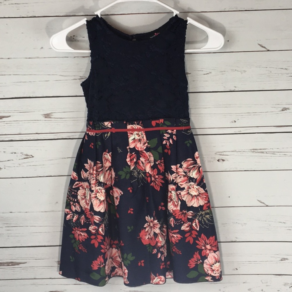 Girls formal dress size 7